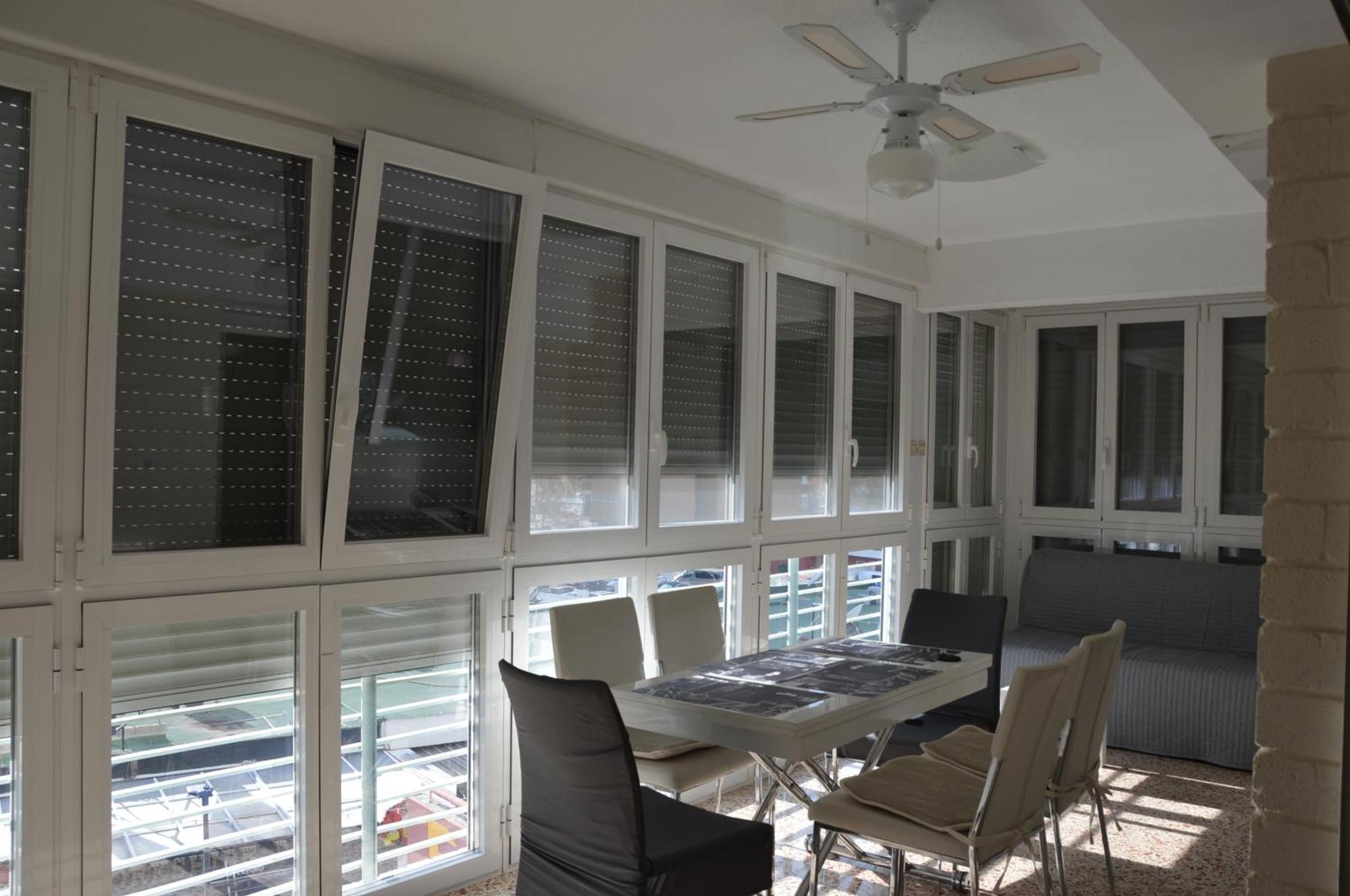 Niza 3B Holiday Apt Benidorm Luaran gambar